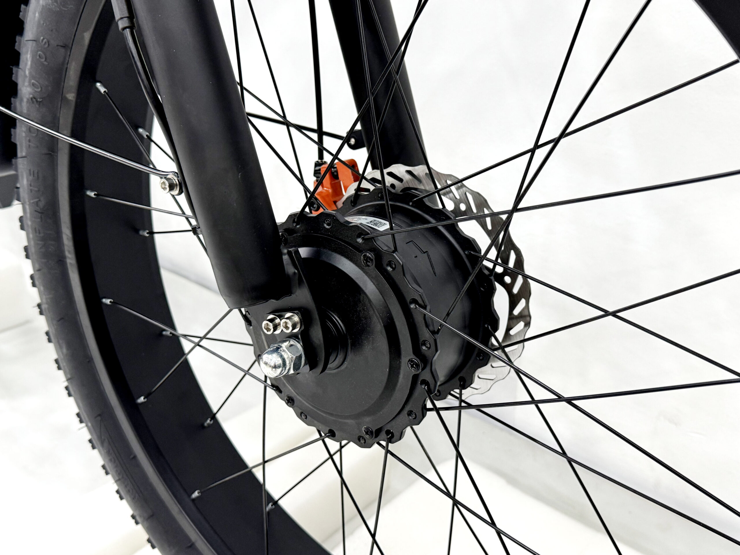 EVON electric bike cockpit and fat tyre detail
